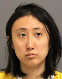 北京渔郭申婷（Shenting Guo，音译）三十多岁高丽裔女